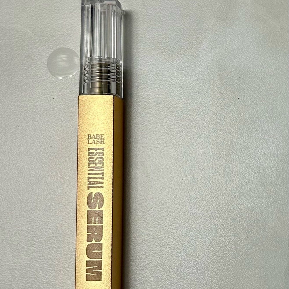 Babe Lash Essential Serum - Gold Nourishing Lash Treatment